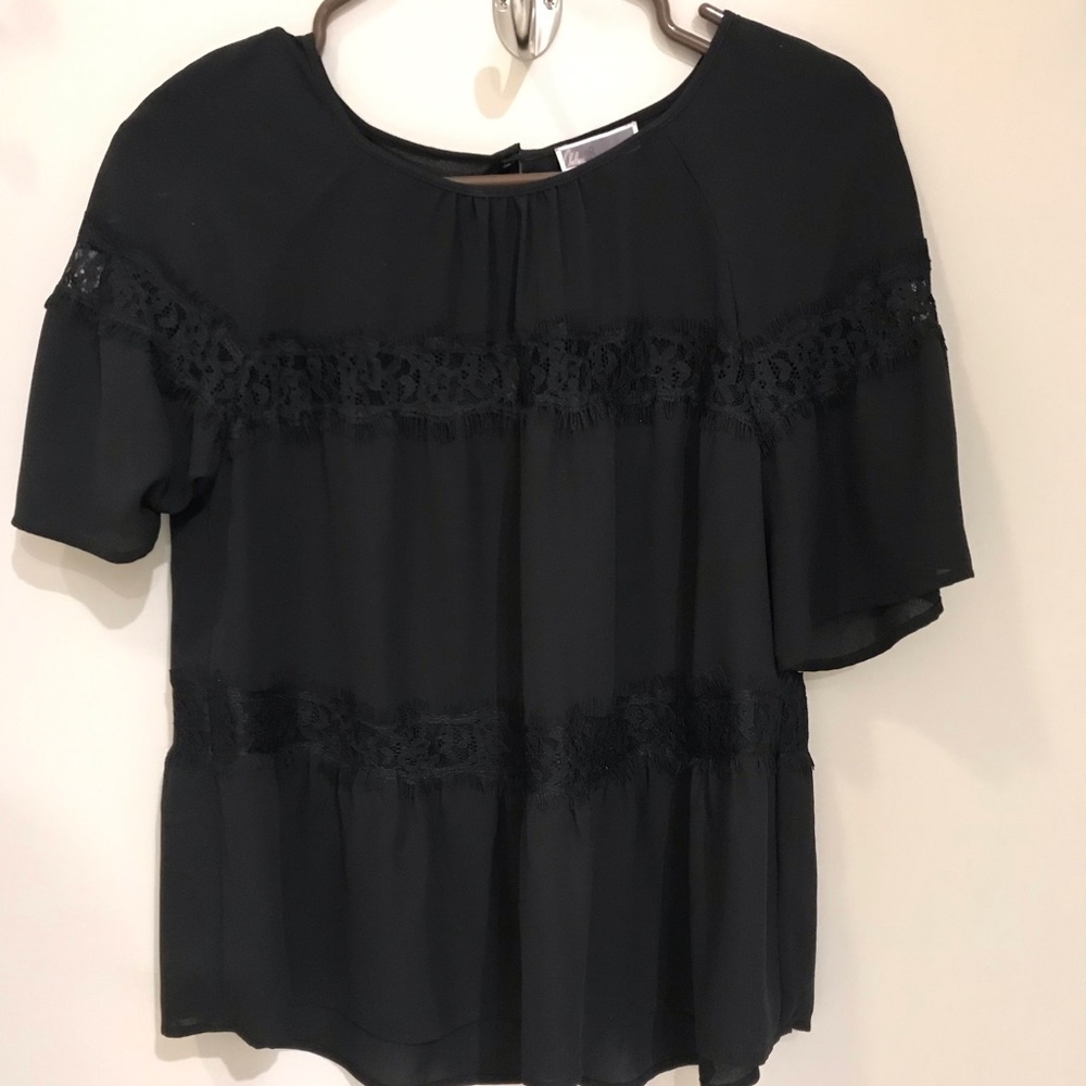 Perfect black blouse!
